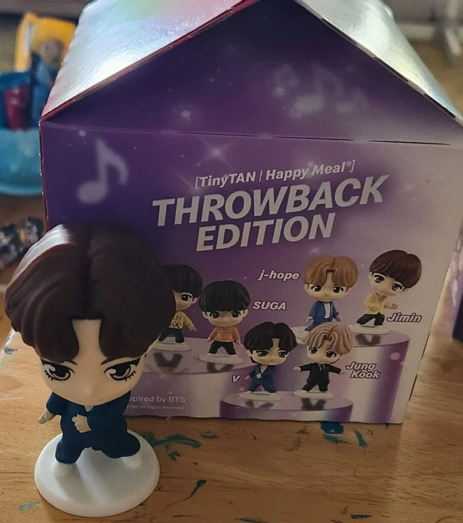 mcdonalds tinytan happy meal Toys 2025